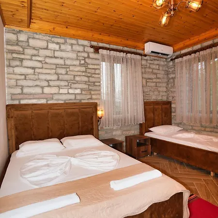 Pensjonat Zilfe Gjirokastra