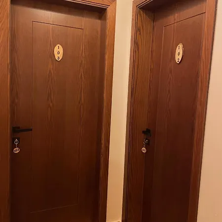 Zilfe 게스트하우스 Gjirokastër