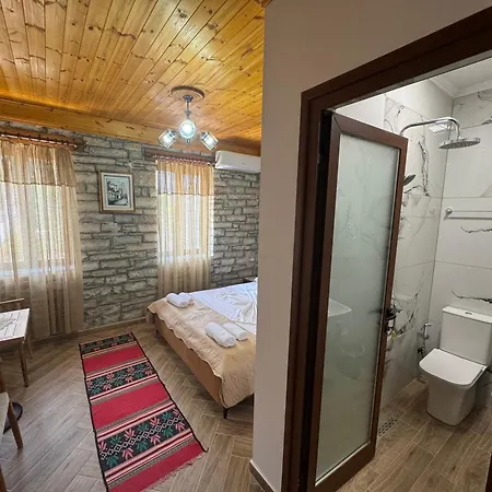 Zilfe 게스트하우스 Gjirokastër